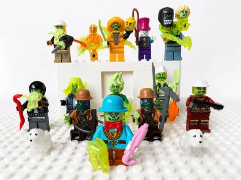 LEGO Ghost Gang! Lot of 13 Newbury Hidden Side Ghosts + 2 Spencer Dogs - Spooky!
