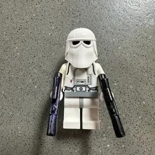 LEGO Star Wars Snowtrooper Minifigure sw0115 Imperial Hoth Blasters COMPLETE