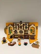 LEGO Hogwarts Castle Harry Potter Hufflepuff Hanging Banner (76412) Retired