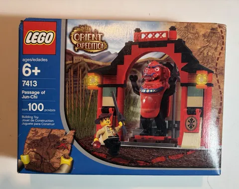 LEGO Adventurers Orient Expedition 7413 Passage of Jun-Chi 100 pcs 2003