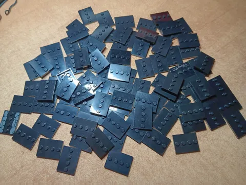 LEGO BULK LOT OF 92 BLACK MODIFIED TILE MINIFIGURE STAND 3X4 #88646