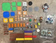 Lego Mixed Lot + Roblox Figure