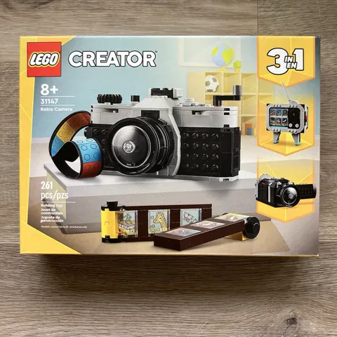 LEGO Creator 3 in 1 Retro Camera Set #31147 261pcs