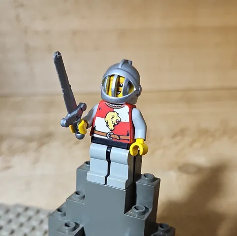 LEGO Plastic Castle Knight Minifigure Red Lion Torso Gray Legs w/ Sword & Helmet