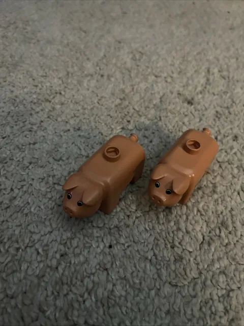 2 Lego Duplo Vintage Pigs Animal Farm 1980s
