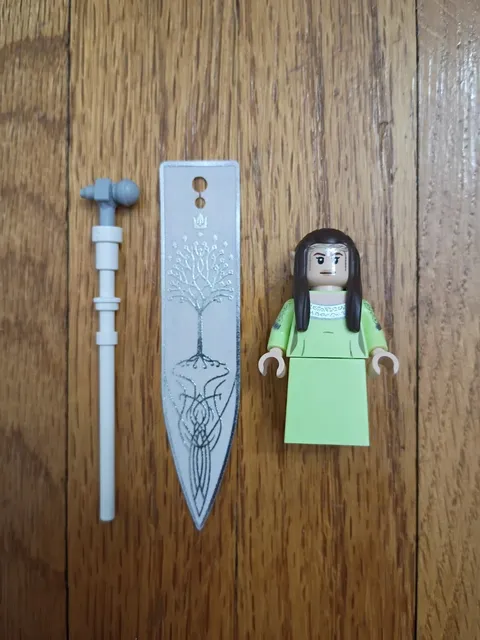 Lego Lord of the Rings Arwen minifigure & coronation banner Minas Tirith 11377 