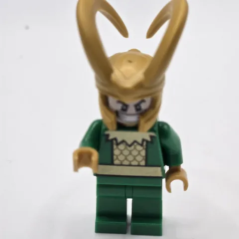 LEGO Super Heroes Loki Short Legs Minifigure sh0486 - Set 76091