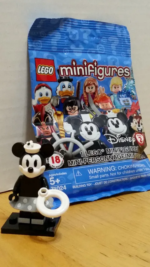 LEGO DISNEY Minifigures Series 2  Steamboat Willie MINNIE MOUSE(black & white)