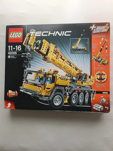 LEGO Technic 42009 Mobile Crane MK II Power Functions Set w/ Box *NEW SEALED*