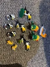 Lot Of 11 Lego Birds And Penguins