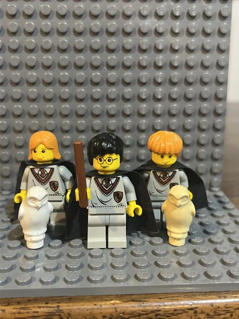 Vintage Lego Minifig Harry Potter, Ginny Weasley And Ron Weasley 2001-2002