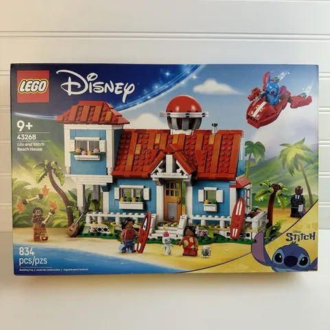 LEGO Disney Lilo and Stitch Beach House Playset with 5 Mini Figures 43268 NEW