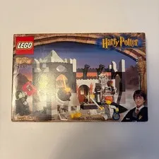 LEGO 4705 Harry Potter Snape's Class Sealed 2001 Sorcerer's Stone Vintage