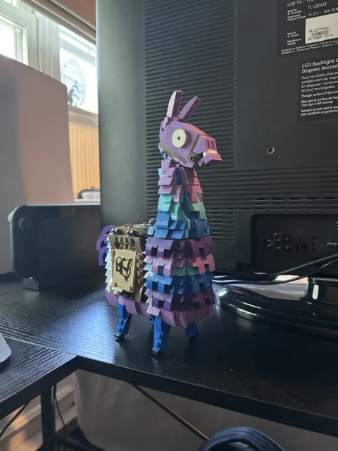 LEGO Fortnite Supply Llama 77071 Complete w Instructions