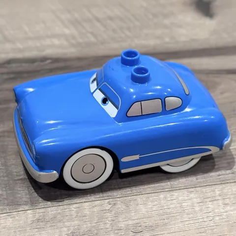 Disney Cars Lego Duplo Doc Hudson Hornet Figure Toy 2010 5815Flo’s Cafe Blue