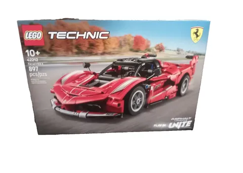 LEGO Technic Ferrari FXX K Supercar Complete Set 897 Pieces (42212)