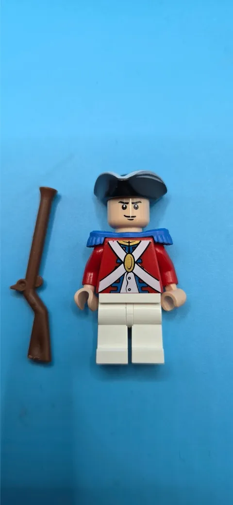 LEGO Pirates of the Caribbean poc019 King George's Soldier Minifig POTC 4193 KG5