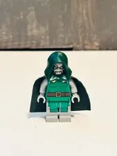 LEGO Dr. Doom Minifigure - from Set 76005 - Authentic