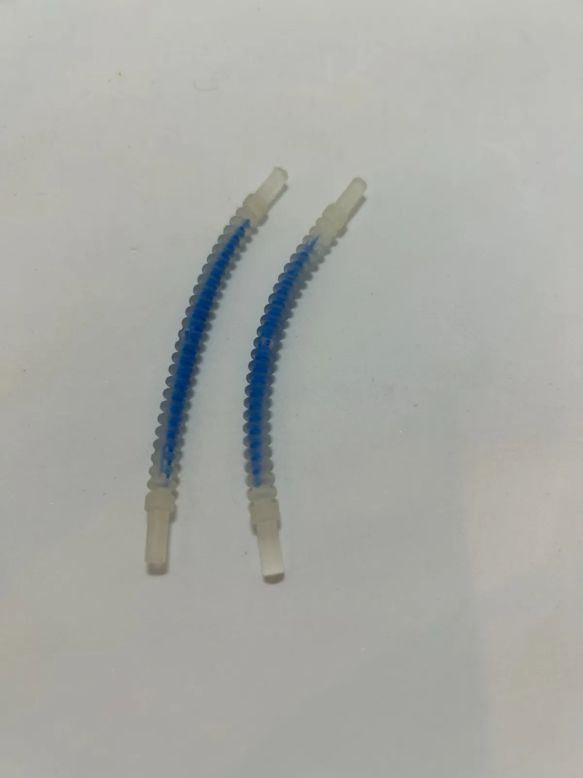 Lego 27328 Flexible Ribbed 10L Hose pipe w/ 8mm Ends and Blue Center x2