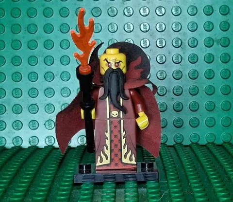 LEGO Series 13 Evil Wizard Collectible Minifigure 71008