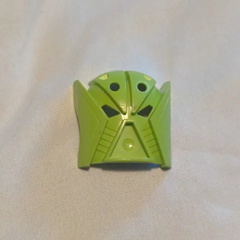 Lego Bionicle Kanohi Mask Matatu (Turaga) 8611 Orkahm Retired Lime Green