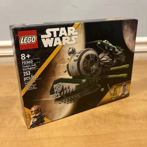 LEGO Star Wars 75360 Yoda’s Jedi Starfighter Clone Wars 253pcs Ages 8+