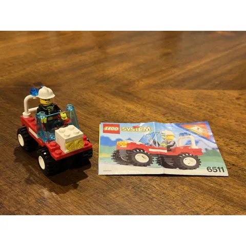 LEGO System 6511 Fire Chiefs Car Vintage 1990 Town Set with Minifigure Manual