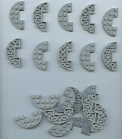 LEGO x 20 Light Bluish Gray Plate, Round Half 3 x 6 with 1 x 2 Cutout 18646