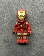 LEGO® Super Heroes Iron Man Minifigure Mark 6 Armour Battle Damage 76269 sh0923