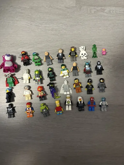 Huge Lot of Lego Minifigures- Star Wars, Ninjago, DC, Nexo Knights & More- Nice!
