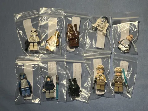 Lego Star Wars Minifigures-LOT #7-With Weapons & Accessories   /$134 eBay Value