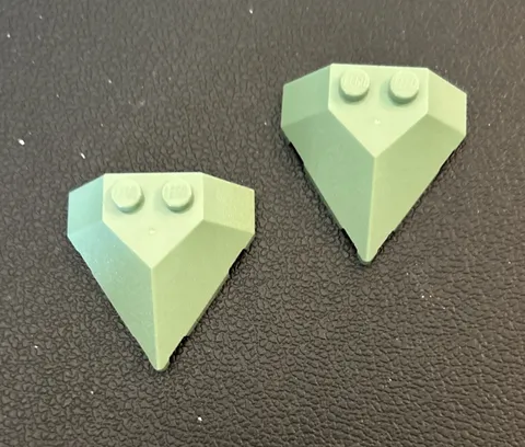 Lego Lot 2 Sand Green 4x4 Wedge Pointed Brick Roof 22391