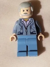 LEGO Jurassic World  Minifigure