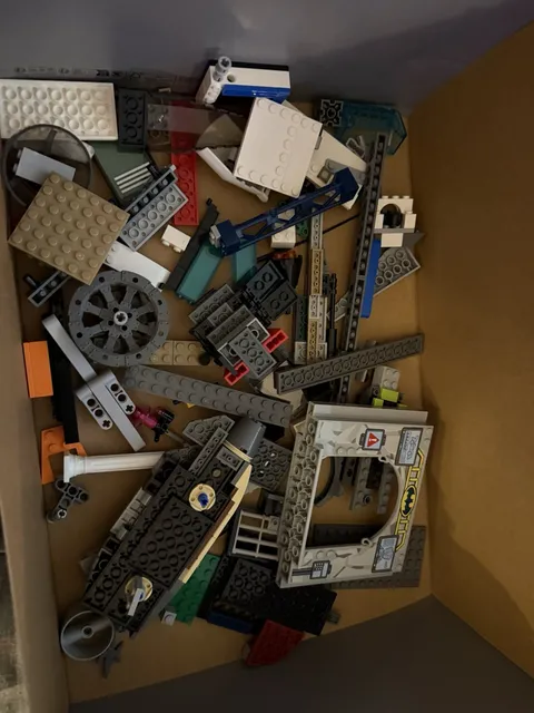 Lego 1lb Pieces Lot Mostly Star Wars Marvel Batman Dc You Get What’s Pictured 13