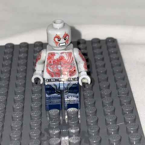 LEGO Minifgure Drax Dark Red Legs Guardians of The Galaxy 76021