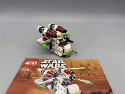 LEGO Star Wars: Republic Gunship Microfighter (75076) - 1 Piece Missing