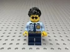LEGO Minifigure Police Officer Badge Radio Tie Sunglasses Alt Hair No: cty0981