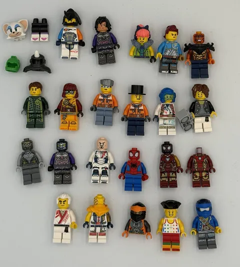 LEGO Minifigures Assortment Lot Mixed Figures, 22 Pieces Marvel, Ninjago, & More