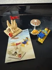 LEGO Holiday & Events 40054 Summer Scene with Minifigure- COMPLETE