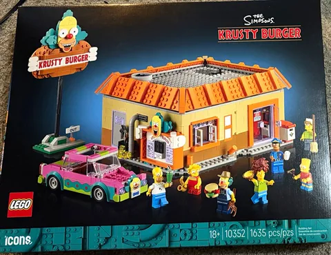 LEGO Icons The Simpsons Krusty Burger 10352 Building Set 1635 pcs Age 18+