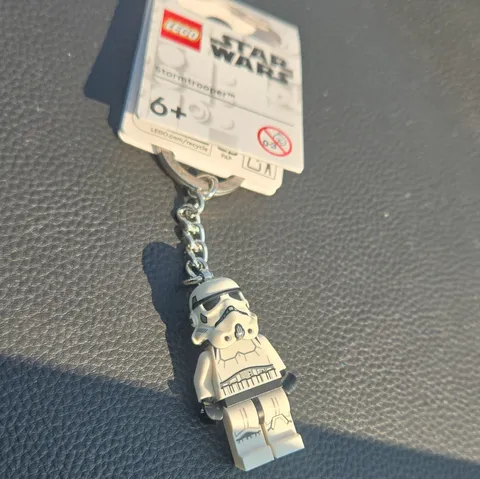 LEGO Star Wars Stormtrooper Minifigure Keychain Keyring 853946 Age 6+