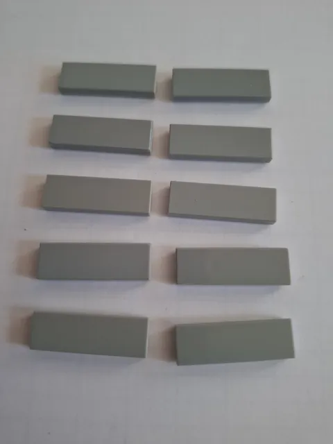 No 336 Lego Tile 1x3.   63864 Light Grey