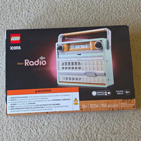 [LEGO Icons Retro Radio 10334 Building Set 906 pcs Sound Brick Battery Powered