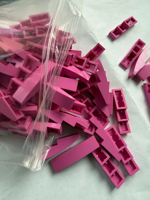 LEGO-NEW-#61678-DARK PINK-SLOPE CURVED 4 X 1 -15 PIECES