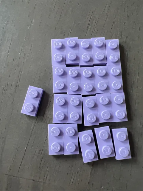 LEGO 3023 Lavender Plate 1x2 - 21 Pieces