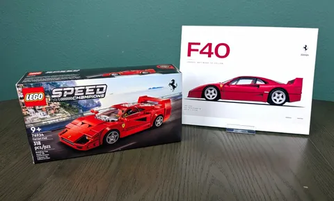 LEGO Speed Champions Ferrari F40 Supercar 318 pcs Complete Set w/ Mini Poster