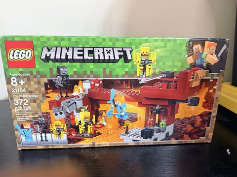 LEGO Minecraft: The Blaze Bridge (21154)