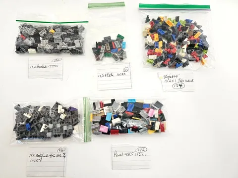 LEGO Bulk Lot 517pc Genuine Parts Brackets Panels Plates Slopes Modified Pinhole