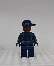 Lego: Retired ACU Tracker Minifigure jw039 10757 Jurassic World *Rare* HTF