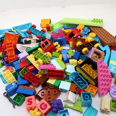 LEGO DUPLO Assorted Bulk Lot 5+ lbs Pounds Bricks Specialty Pieces Cars Plates